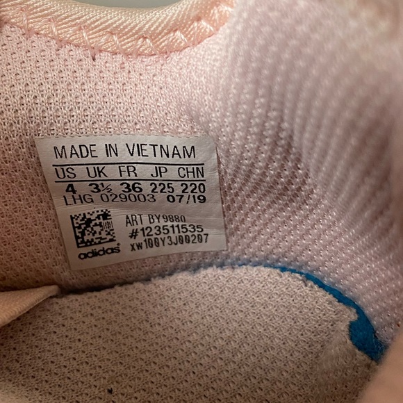 Pink Adidas size youth 4 - Picture 10 of 10